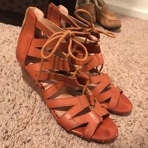 Brown Restricted Wedges